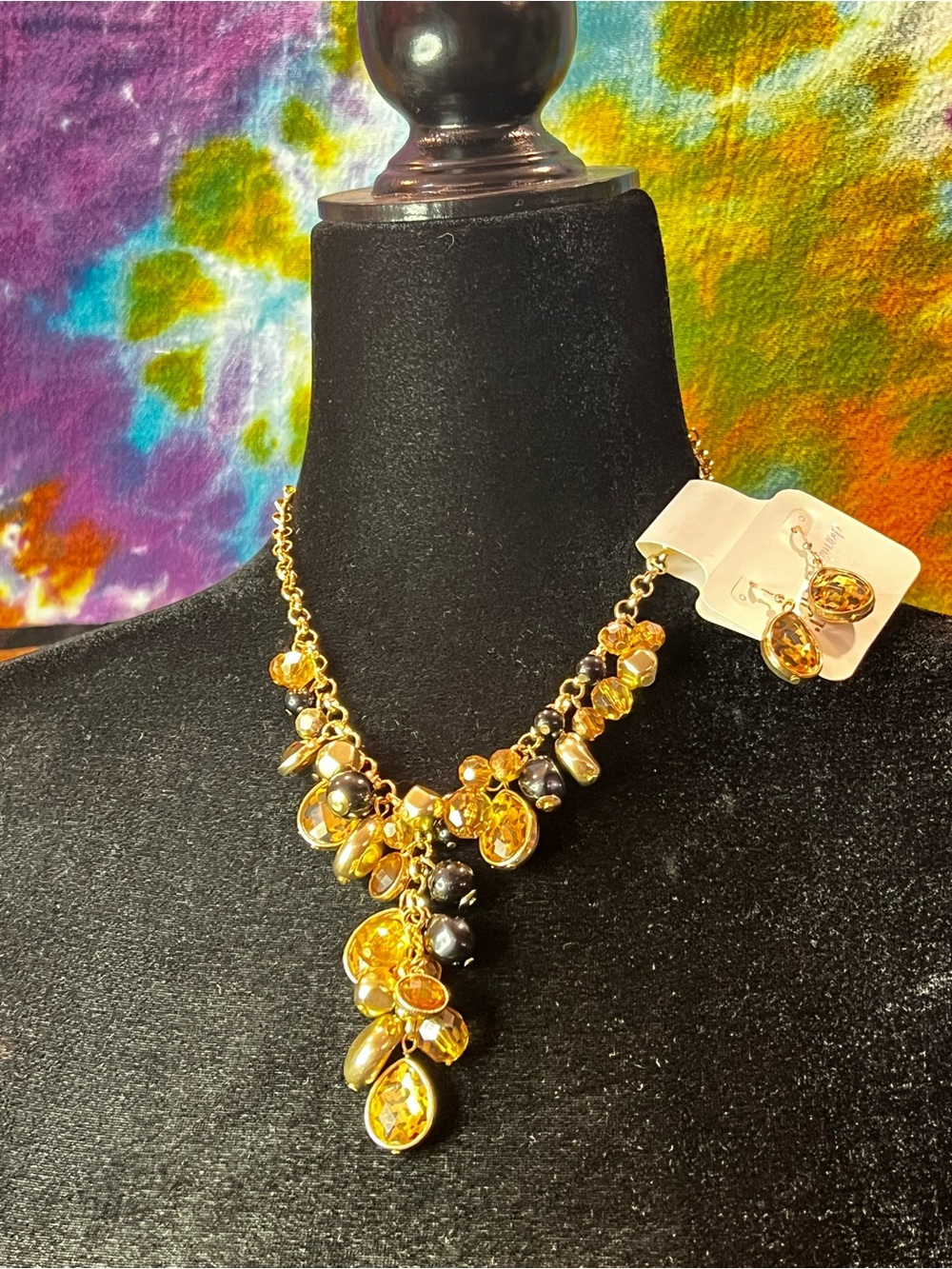 Charming Charlie Cluster Necklace with Amber Crystals and Matching Earrings